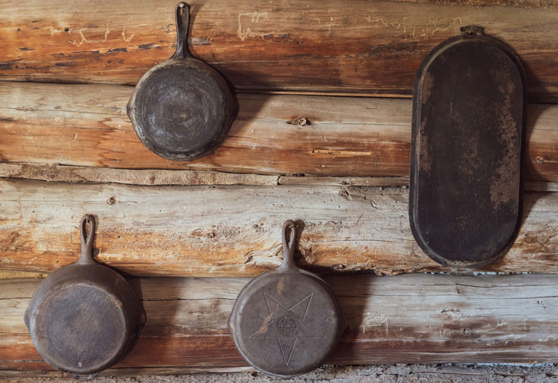 Iron Utensils Image